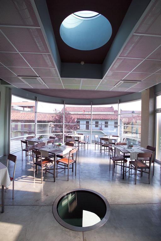 Albergo Cantine Ascheri Bra Exterior photo